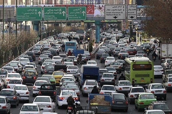 ترافیک صبحگاهی در بزرگراه‌های تهران شکل گرفت