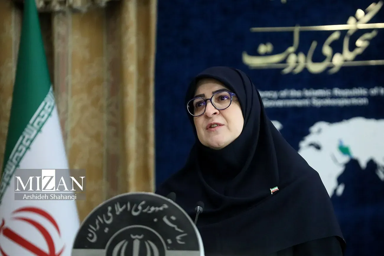 تکذیب گرانی بنزین و بازسازی فرودگاه بوشهر